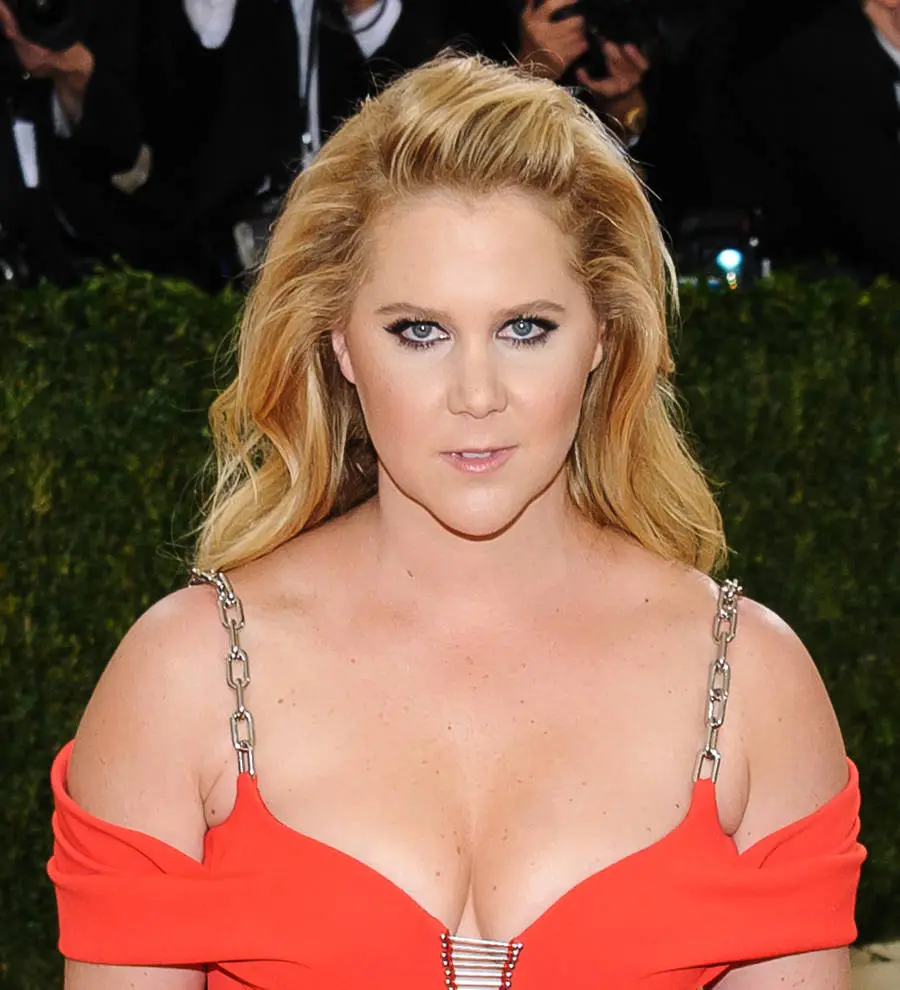 Amy Schumer blasts 'nonsense' Puerto Rico filming report