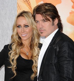 Miley Cyrus' Parents 'selling Marital Home'