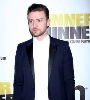 Justin Timberlake battles illness to perform on Hollywood Boulevard