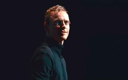 First Look at Michael Fassbender in Danny Boyle's 'Steve Jobs' Biopic!