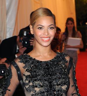 Beyonce publishes Mother's Day tribute