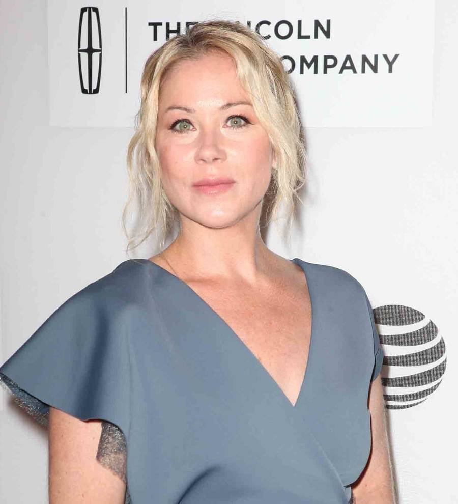 Christina Applegate planning real mom blog