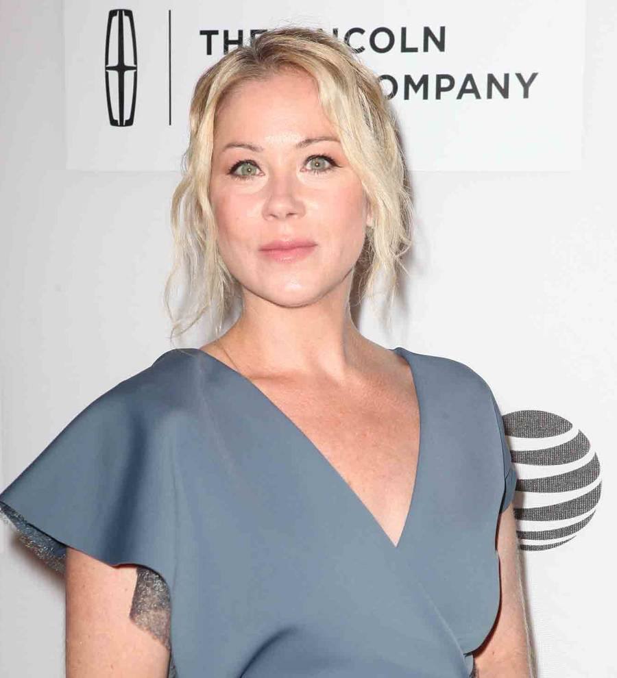 Christina Applegate planning real mom blog