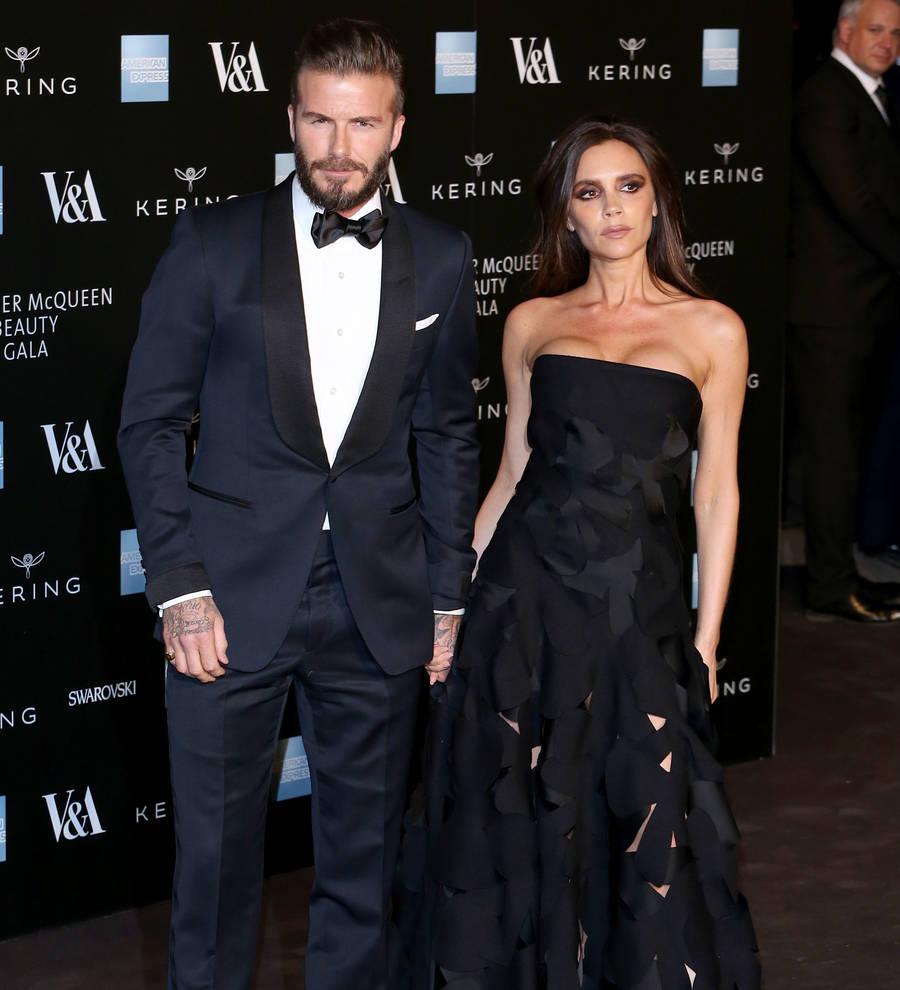 David Beckham honors mom, wife on U.K. Mother's Day