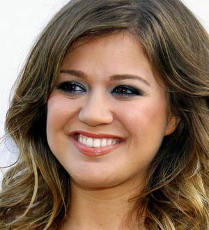 Kelly Clarkson slimmed down for new boyfriend