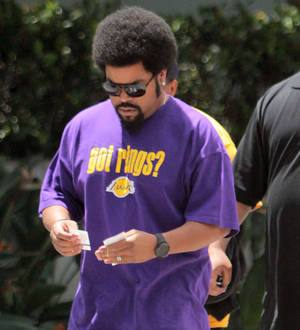 Ice Cube: 'Lakers suite keeps me off the TV'