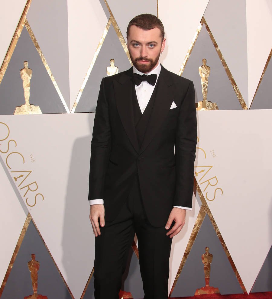 Sam Smith is 'insanely single'