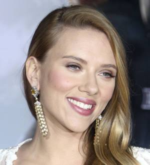 Scarlett Johansson to marry in August - report