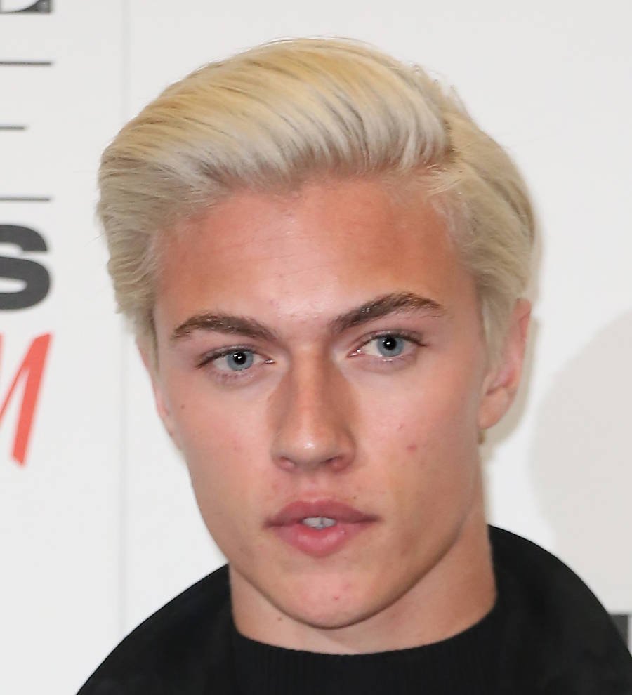 Teenage model Lucky Blue Smith to be a dad