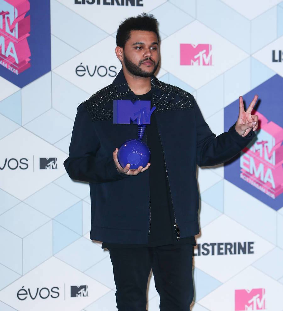 The Weeknd used to go on stage drunk