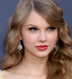 Taylor Swift a big winner at ACM Honors gala