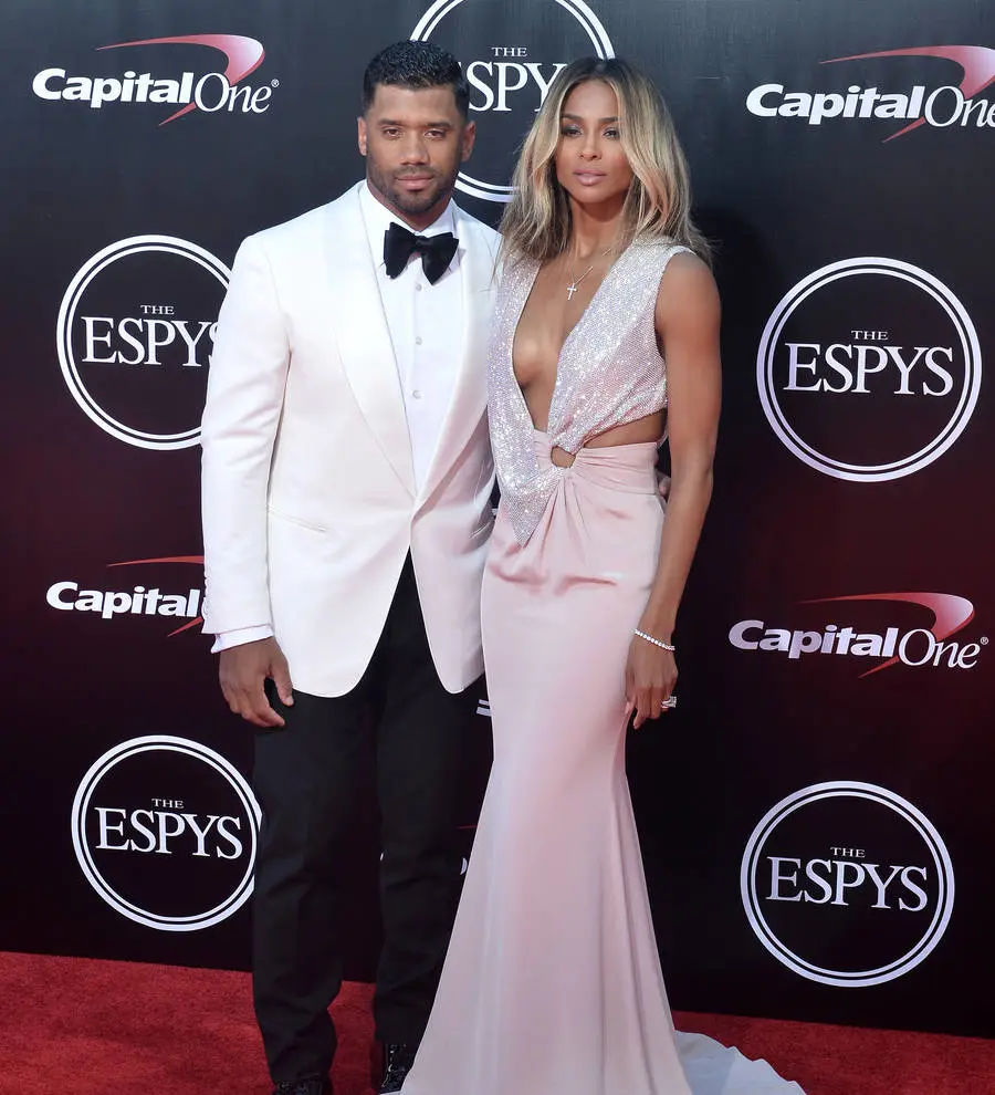 Ciara and Russell Wilson visit children's hospital before Thanksgiving
