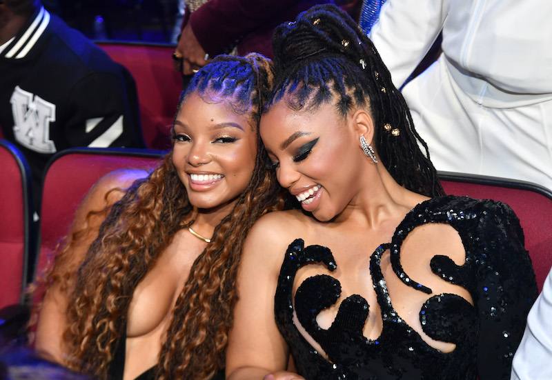 Our Favorite Loc Hairstyles Rocked By Chloe & Halle Bailey!