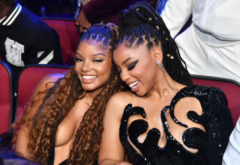 Our Favorite Loc Hairstyles Rocked By Chloe & Halle Bailey!