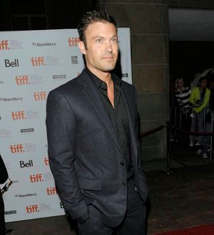 Brian Austin Green thanks Witherspoon for helping keep baby a secret