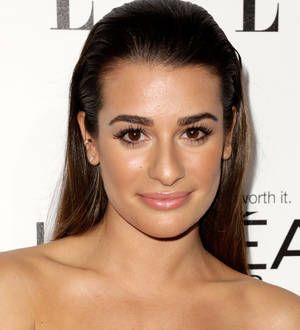 Glee cast remembers Cory Monteith at 100th episode celebration