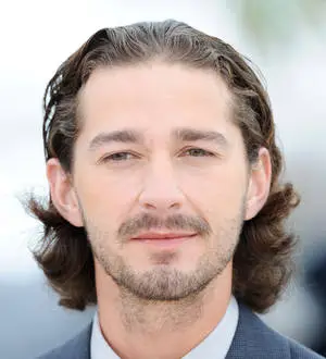 Lena Dunham mocks Shia LaBeouf's theatre meltdown