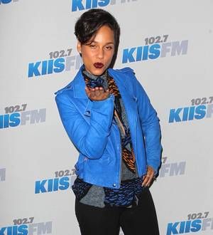 Alicia Keys and Pitbull join Los Angeles Jingle Ball bash