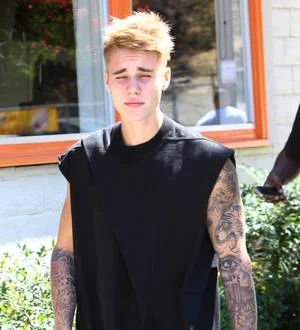 Justin Bieber assault charge dropped in Canada