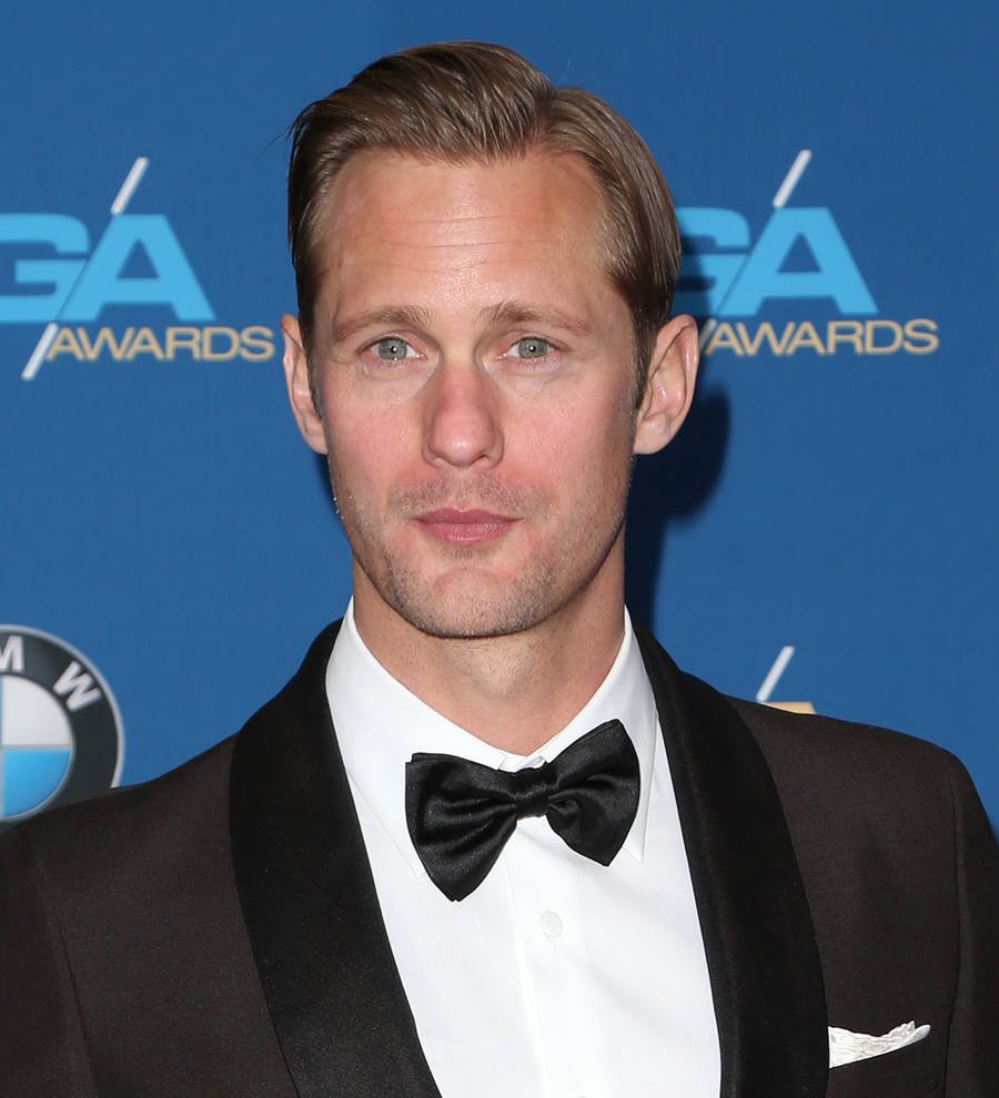 Alexander Skarsgard presents MTV gong in his underwear