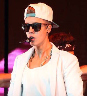 Justin Bieber apologises for Argentine flag controversy