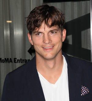 Ashton Kutcher swears off driving in U.K.