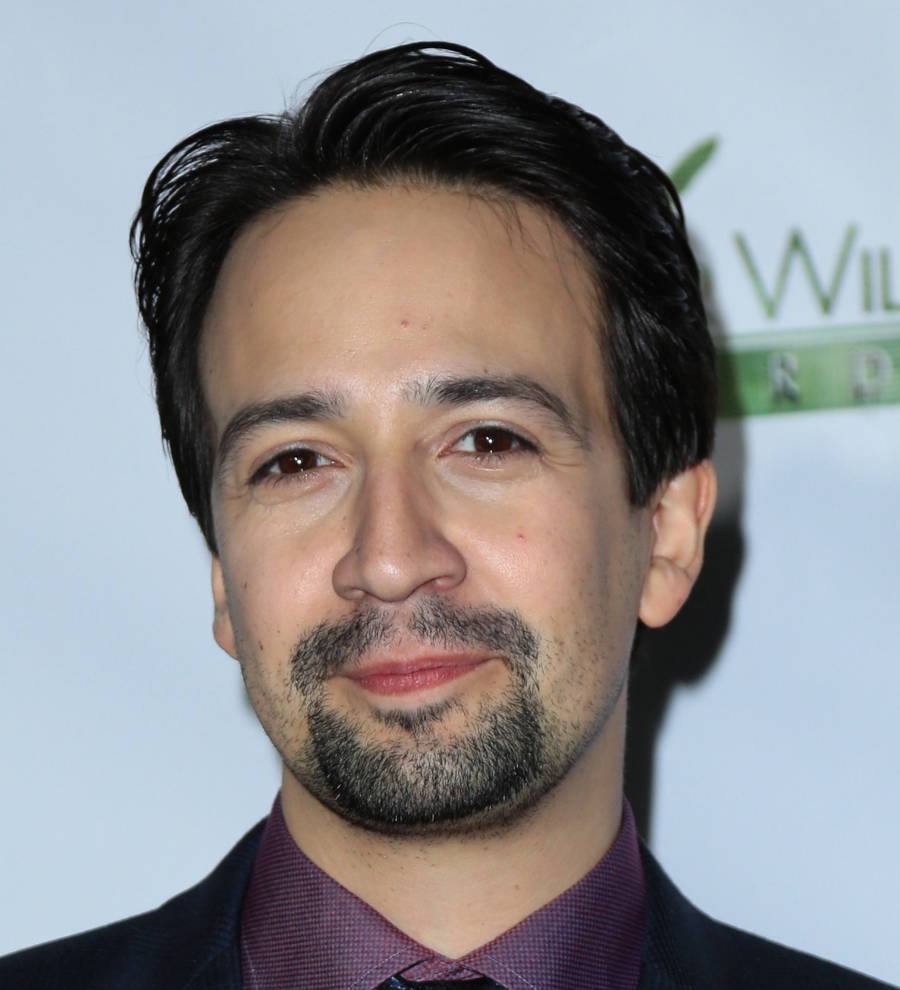 Lin-Manuel Miranda shares family's storm survival story to help raise funds for Puerto Rico