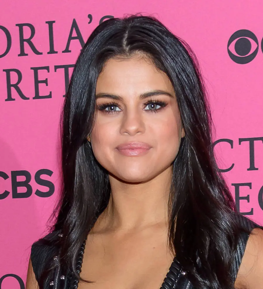 Selena Gomez selling off 'stalker-central' mansion