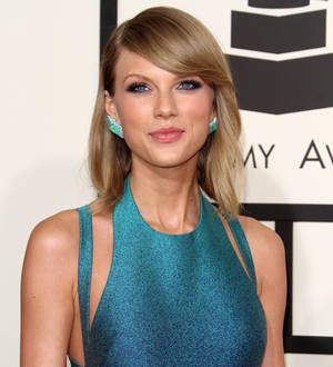 Taylor Swift sued over hit song