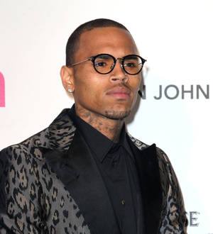 Chris Brown loses temper with parking valet over fee