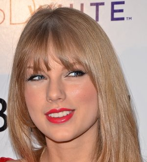 Taylor Swift, Justin Bieber and Paula Abdul are Best Mannered of 2011