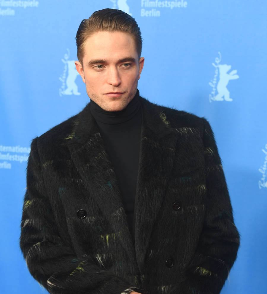 Robert Pattinson went unnoticed on New York streets with help of unflattering make-up