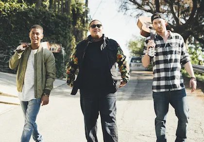 ARTIST TO WATCH: Life of Dillon