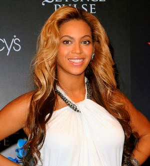 Beyonce's video wedding dress up for grabs