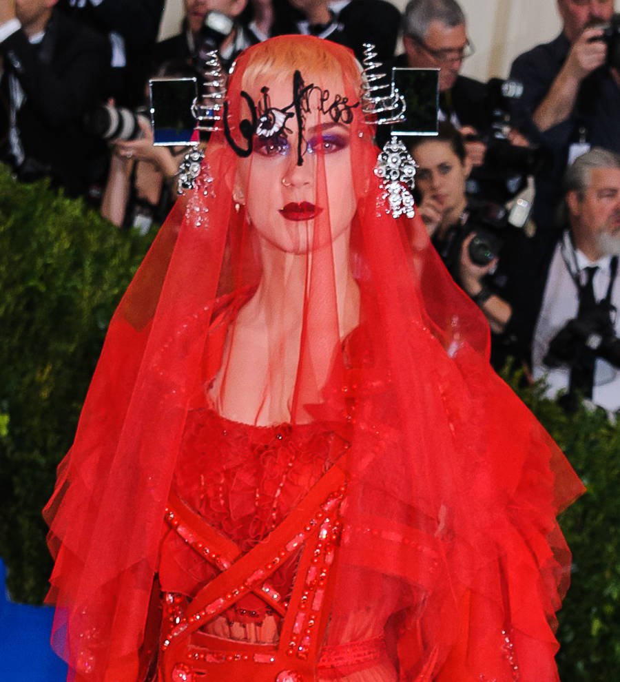 Katy Perry doesn't 'call out' Taylor Swift on new album