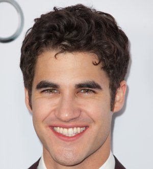 Darren Criss stages surprise charity show