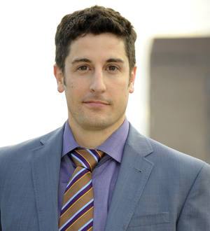 Jason Biggs issues apology after Tara Reid comment
