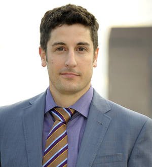 Jason Biggs issues apology after Tara Reid comment