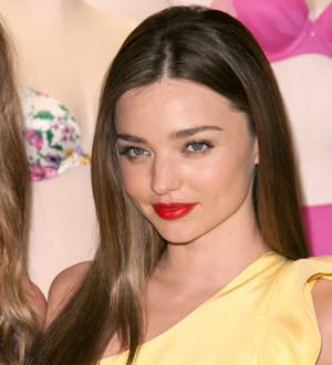Miranda Kerr returns to work after car smash