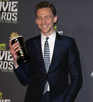 The Avengers are triple threat at MTV Movie Awards