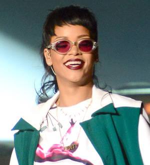 Rihanna to be honored with first ever Icon Award