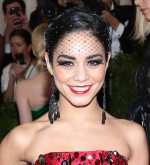 Vanessa Hudgens helped Selena Gomez avoid Bieber at Met Gala