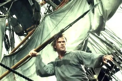 Chris Hemsworth & Ron Howard Re-Team for Moby Dick-Inspired Epic!