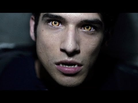 Tyler Posey on a TEEN WOLF vs TWILIGHT Throwdown! - STUDIO SECRETS
