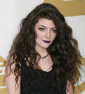 Lorde Muppet auctioned off for charity