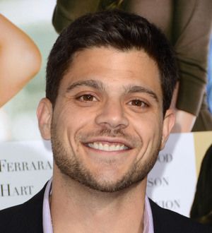 Katie Cassidy and Jerry Ferrara spark dating rumors