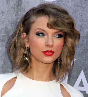 Taylor Swift posts video blog of fan's bridal shower surprise online