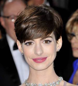 Stars support orangutan charity auction