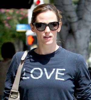 Jennifer Garner producing new TV comedy