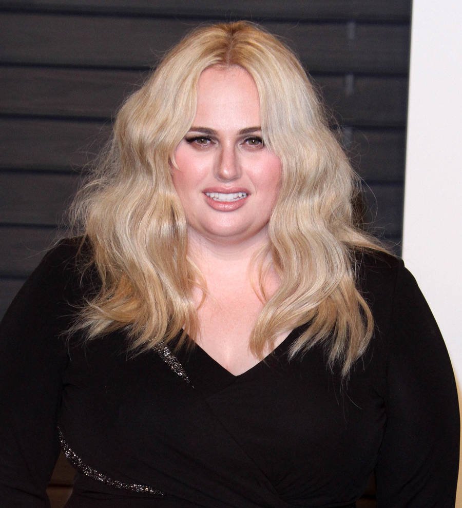 Rebel Wilson warns of spiked drinks